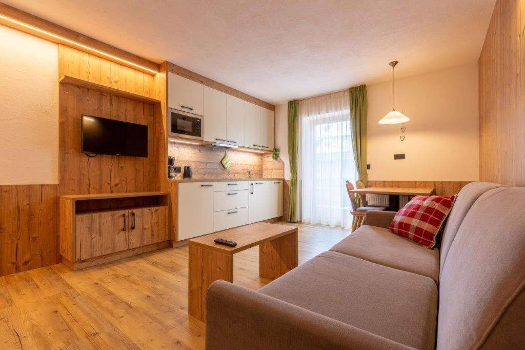 Apartment Edelweiss Sexten ภายนอก รูปภาพ